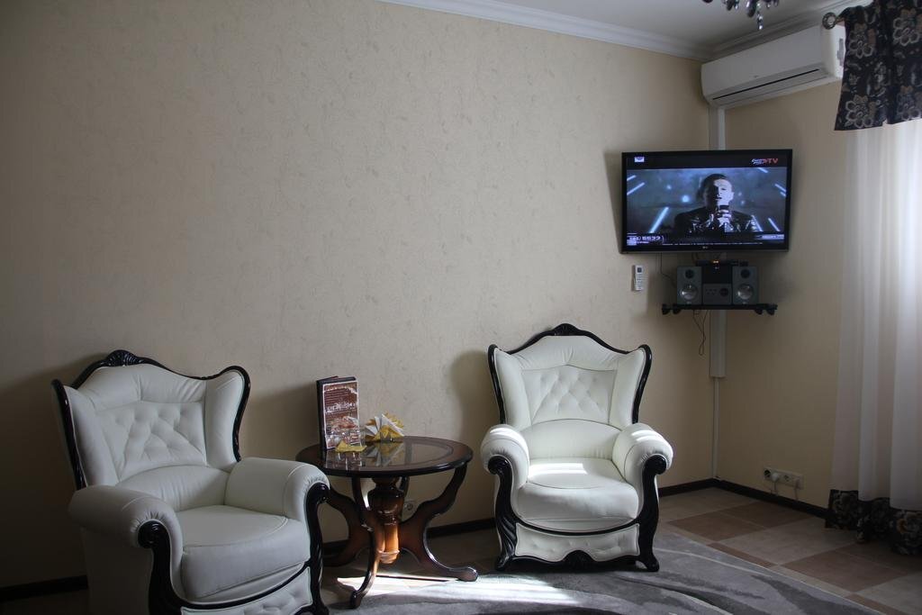 Москва: Neskuchny Sad Hotel