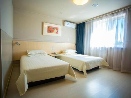 Хулудао: Jinjiang Inn Huludao Longgang Haibin