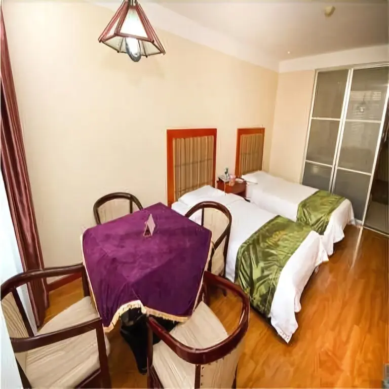 Сиань: Lucky Day Hotel (Xi'an Shaanxi Normal University Exhibition Center)