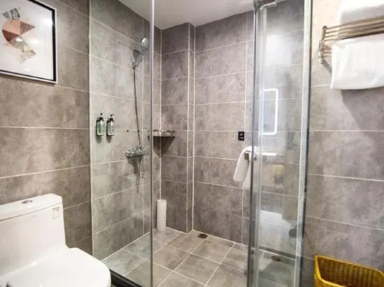 Наньтун: Nantong Jinduo Elegant Hotel (Nantong Dieshiqiao Home Textile City)