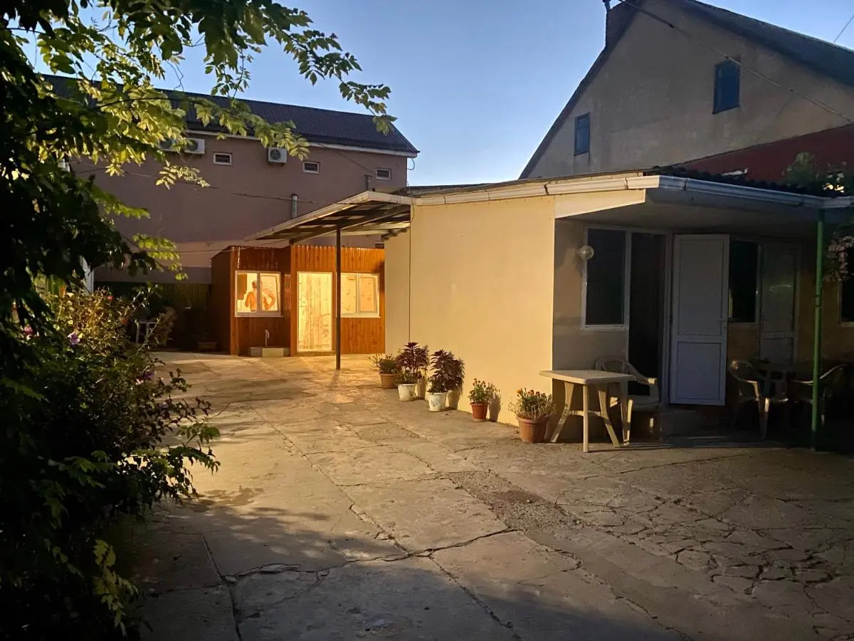 Витязево: Guesthouse Haralampos