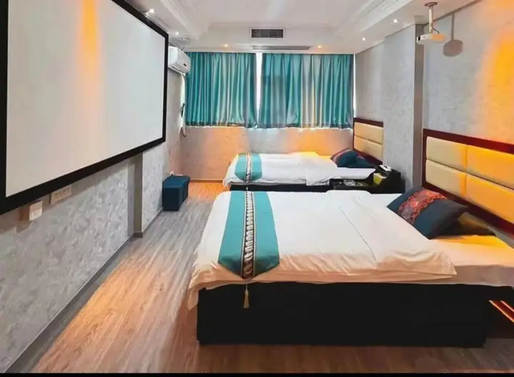 Чунцин: Haoshuai Business Hotel