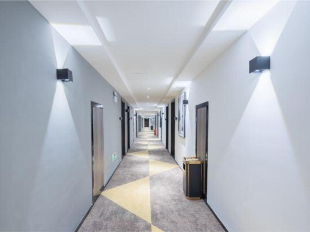 Хайкоу: Aili cinema Zhenxuan Hotel (Haiken Plaza store, haixiu Middle Road, Haikou)