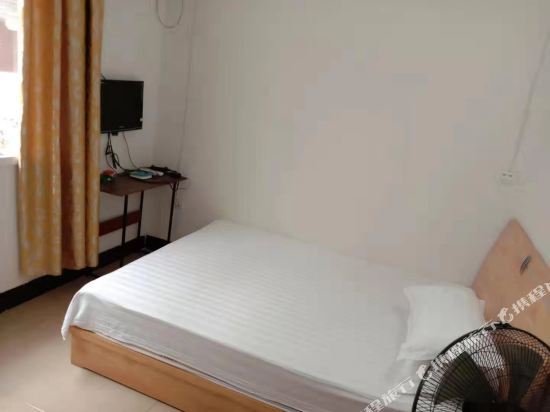 Ухань: Alumni Hostel
