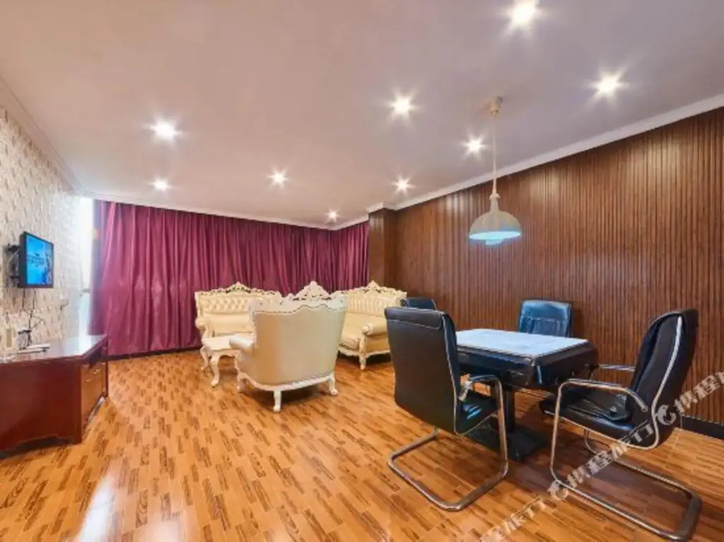 Гуанчжоу: Hongsheng Business Hotel(Guangzhou Zhongcun Metro Station)