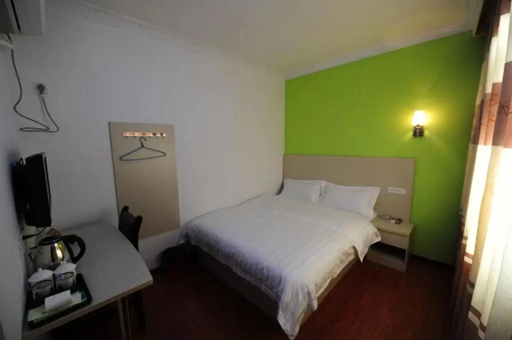 Ухань: Fulin Business Hotel