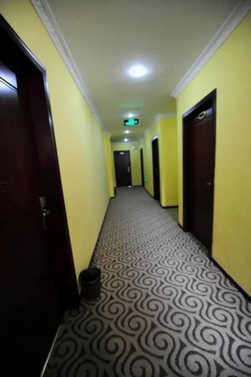 Ухань: Fulin Business Hotel