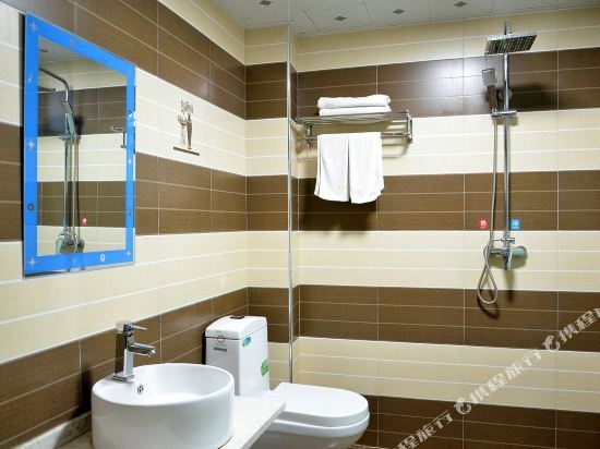Ухань: Elong ME Hotel (Wuhan Business School)