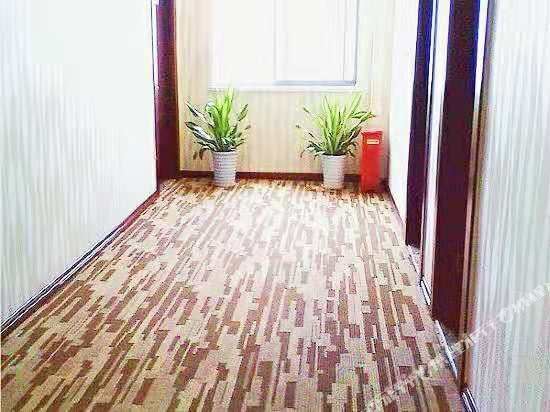 Ухань: Elong ME Hotel (Wuhan Business School)
