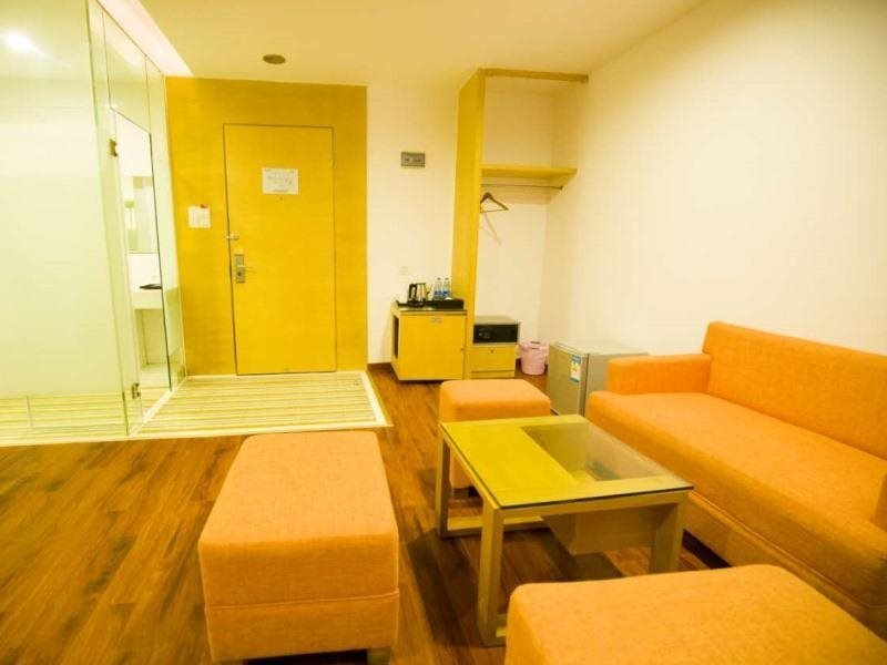 Чжухай: Shell Zhuhai Xiangzhou District Gongbei The Crossings Hotel