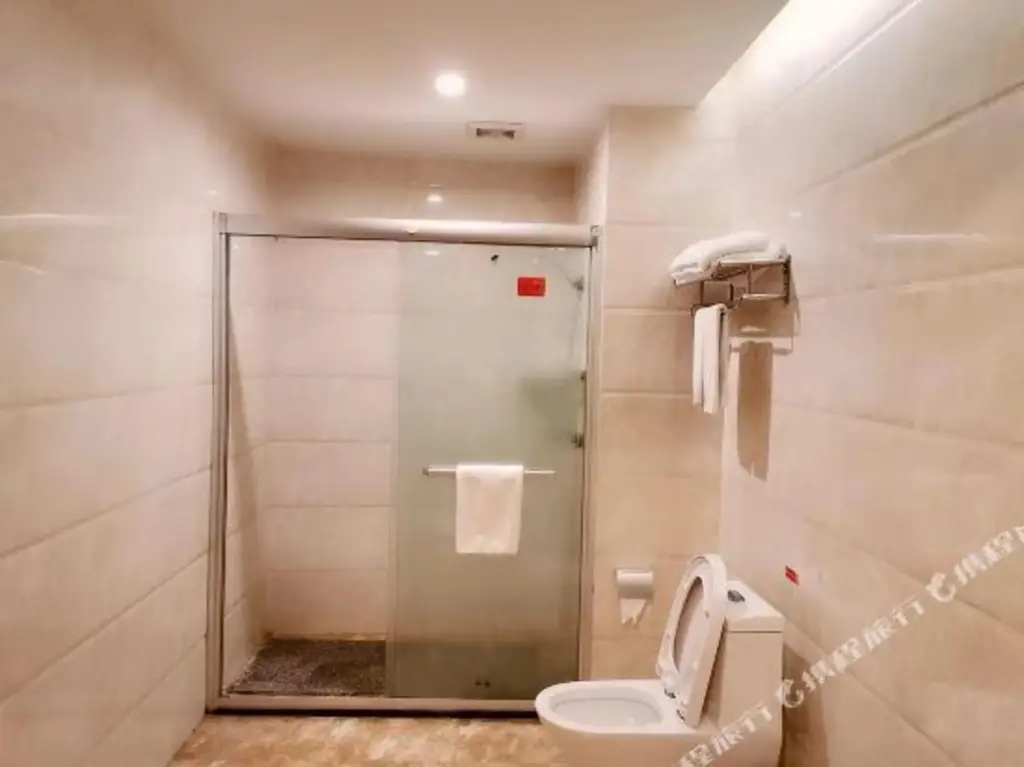 Дунгуань: Jiangdong Yujin Holiday Hotel (Dongguan Gedi Metro Station)
