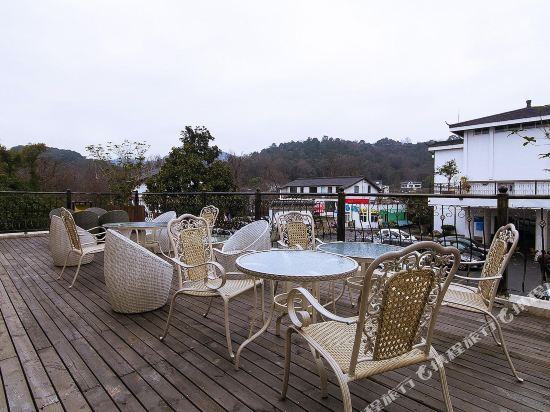 Pod Inn Strict Selection Hotel (Hangzhou Xihu Sudi Leifeng Pagoda) — фото 1