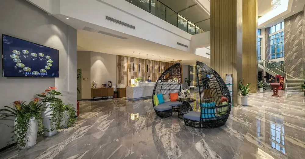 Mehood Lestie International Hotel Chongqing Yuzhong Lianglukou Metro Branch — фото 1