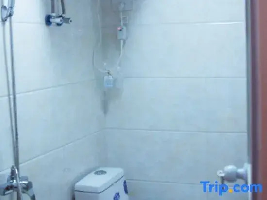 Цзясинь: Wuzhen Dongshan Jiang Auntie Hotel