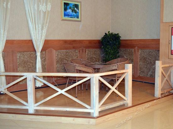 Пуэр: Pu 'er Duolaideng Hotel (South Passenger Railway Station)