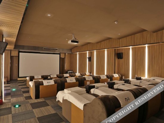 New Sun Island Hot Spring Hotel — фото 1