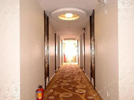 Шаогуань: Borrman Hotel (Shaoguan The History East Street Fengcai Building)