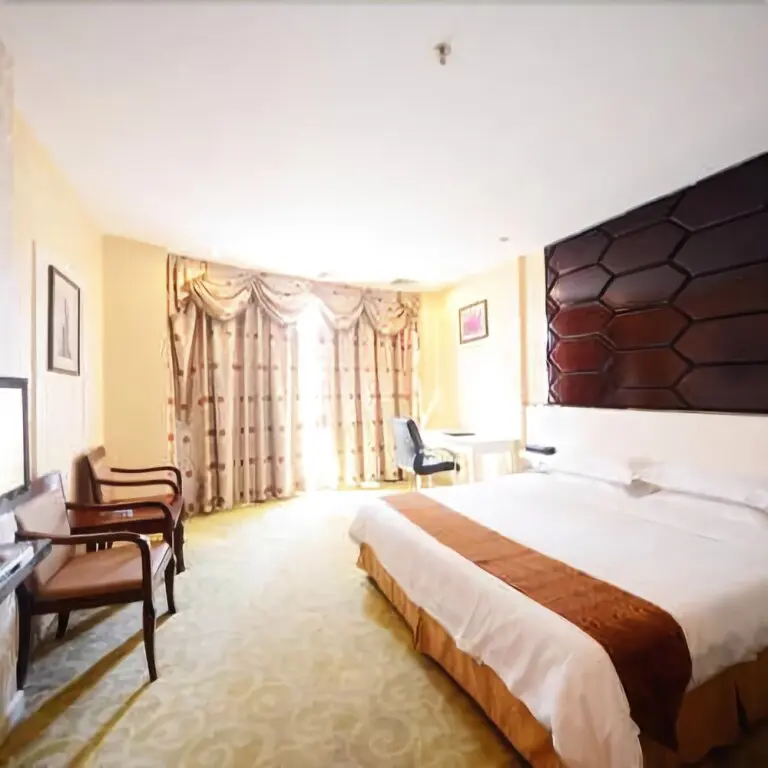 Шаогуань: Borrman Hotel (Shaoguan The History East Street Fengcai Building)
