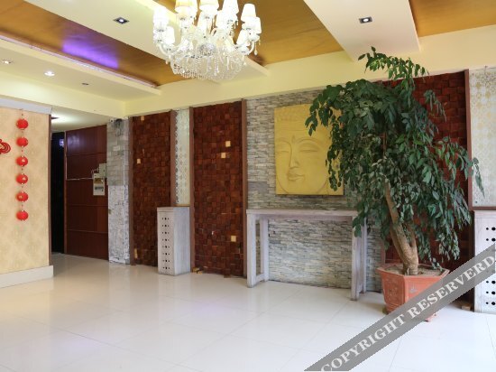 Циндао: Yare Fengqing Business Hotel