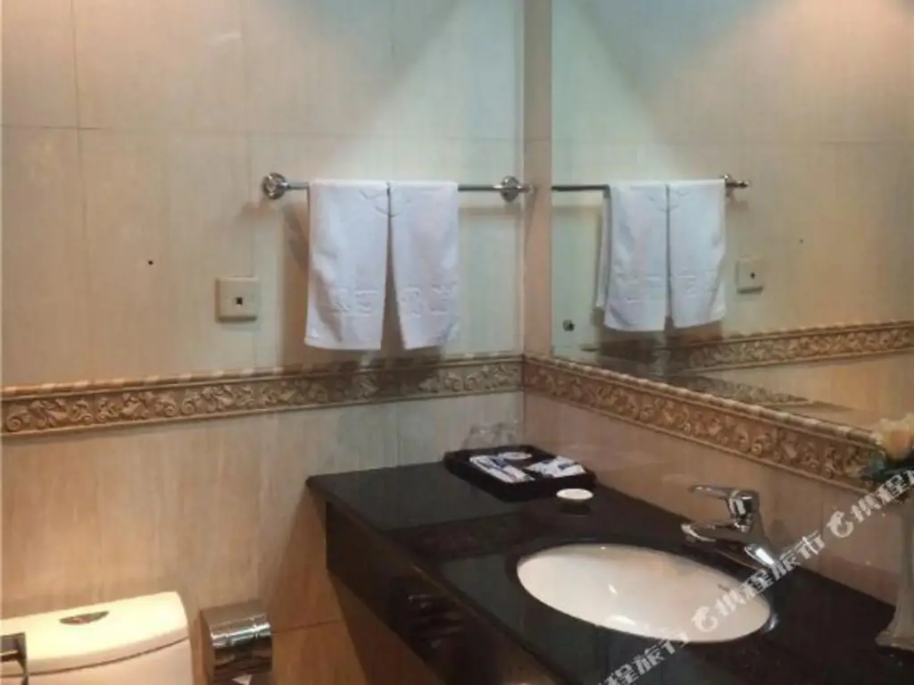 Шаоксинг: Qingteng Yisu Hotel (Shengzhou Chinese Yue Opera Art City Wuyue Plaza)