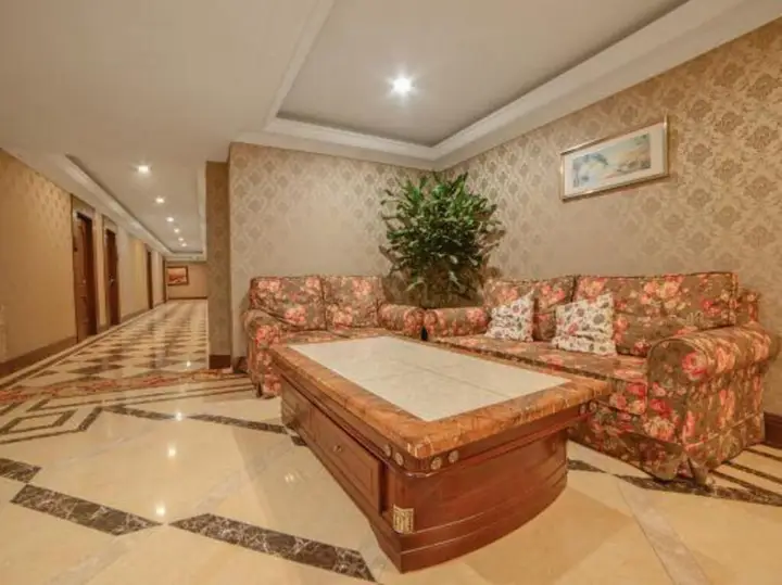 Чунцин: Chongqing Ba Bai Feng Traders Hotel