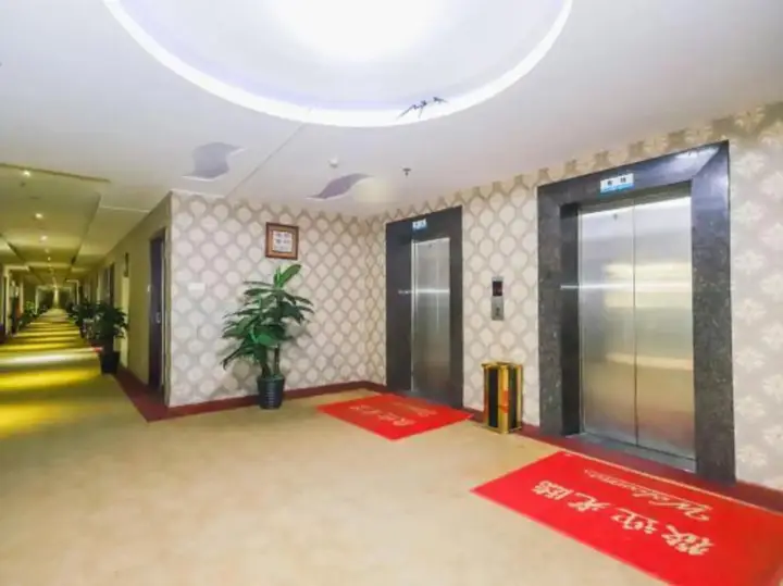 Дунгуань: Dongguan Xinyi Business Hotel (Xingtai Academy)
