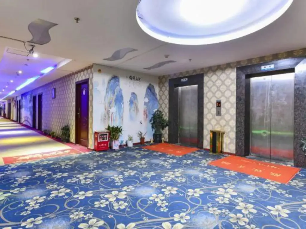 Дунгуань: Dongguan Xinyi Business Hotel (Xingtai Academy)