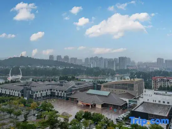 Яньтай: Fushan Hotel Yantai