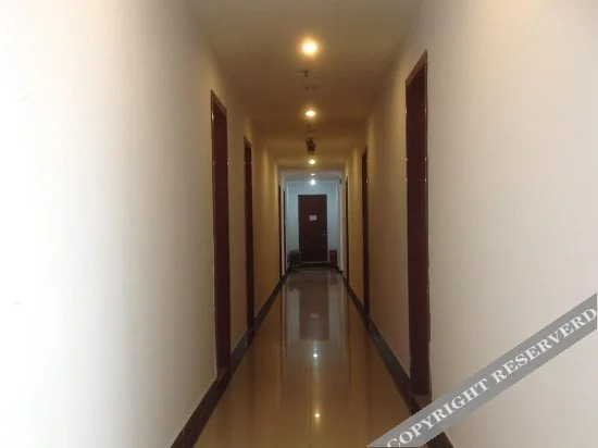 Шанхай: Yuebin Chain Hotel (Songjiang University Town)