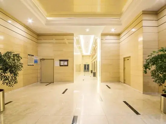Чэнду: Homeinn Hotel (Chengdu Century City New Exhibition Center Subway Station)