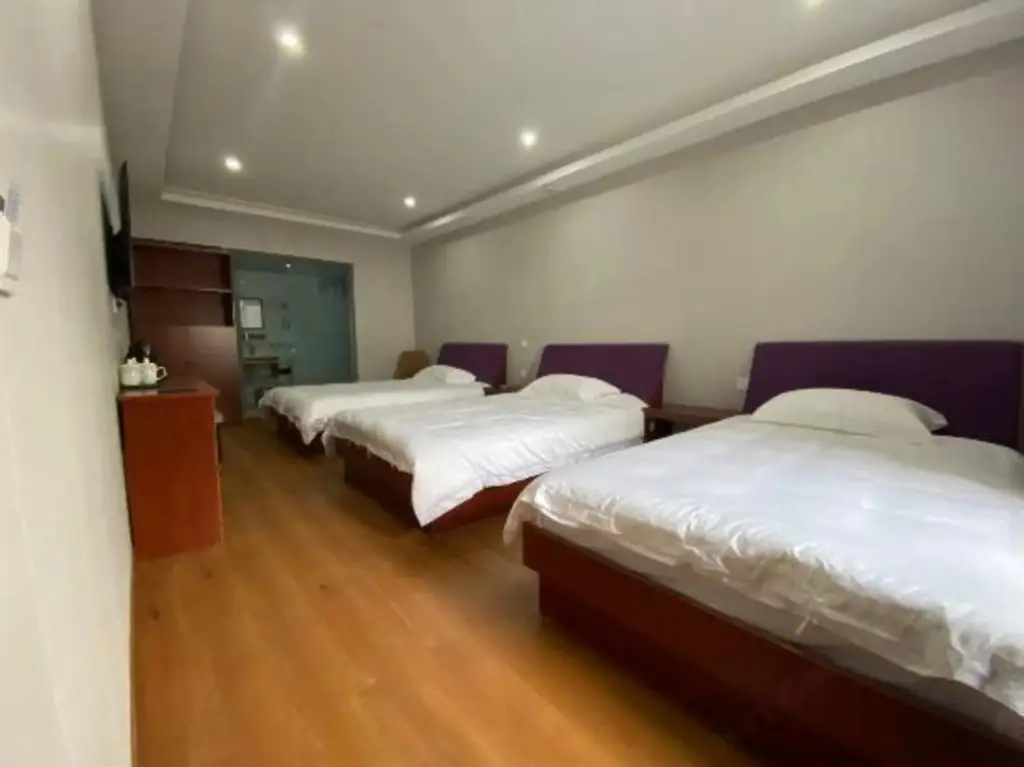 Шанхай: Laolvguan Hostel