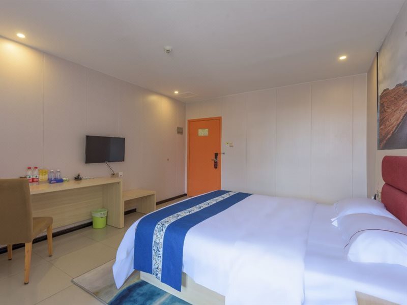 Дунгуань: 8 Inn (Dongguan Haiguan)