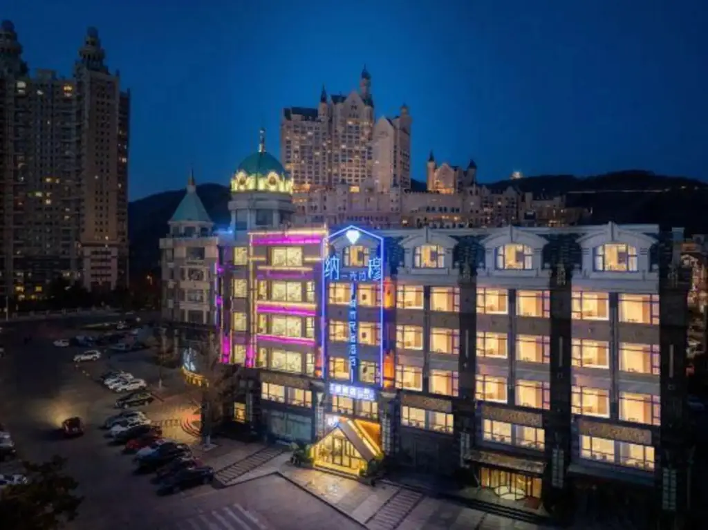 Далянь: One Carat City Hotel Dalian Namu