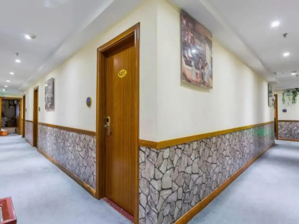 Гуанчжоу: Shiyu Hotel (Guangzhou Chebei Metro Station)
