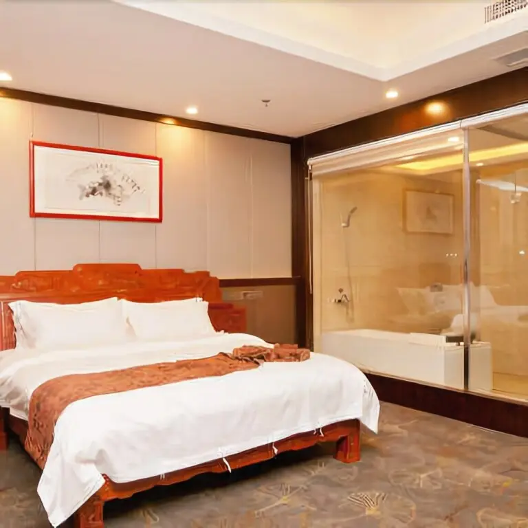 Цзыбо: Qi Yue International Hotel