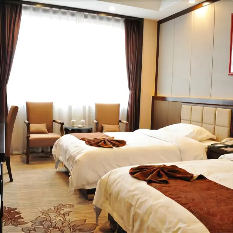 Цзыбо: Qi Yue International Hotel