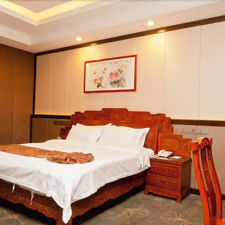 Цзыбо: Qi Yue International Hotel
