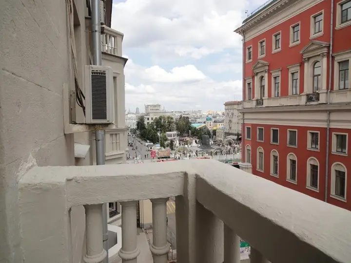 Москва: Меблированные комнаты Kremlin Suite with Balcony (Т15)