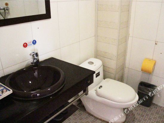 Хух-Хото: Jiayu Convenience Hotel (Hohhot Railway Station)