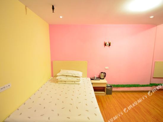 Ухань: City Express Hotel (Wuhan Optics Valley Plaza Huake Branch)