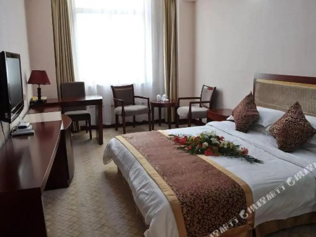Ляньюньган: Lianyungang Zhongshan Hotel