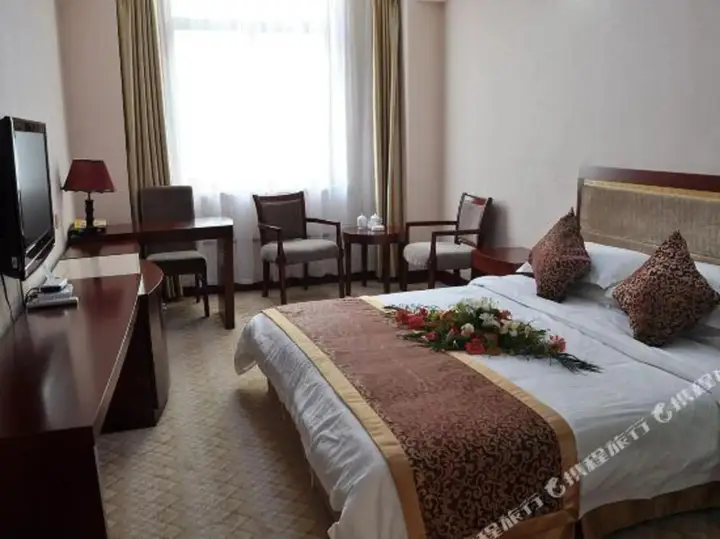 Ляньюньган: Lianyungang Zhongshan Hotel