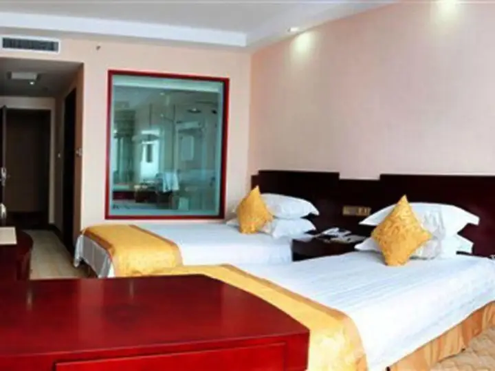 Ляньюньган: Lianyungang Zhongshan Hotel