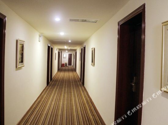 Hemu Nianhua Hotel — фото 1