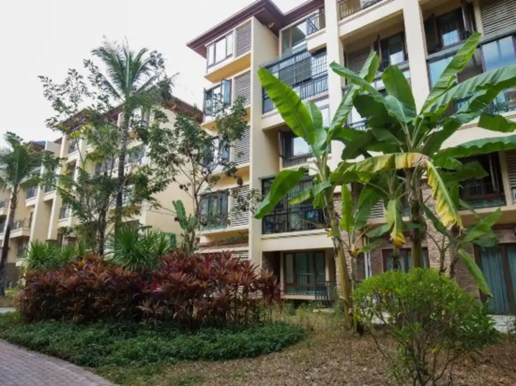 Цзинхун: Yijiayi Holiday Hotel