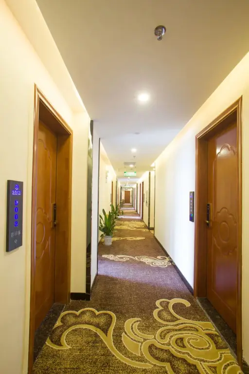 Шэньчжэнь: Ruidu Hotel Shenzhen (Shenzhen East Railway Station Buji Old Street)