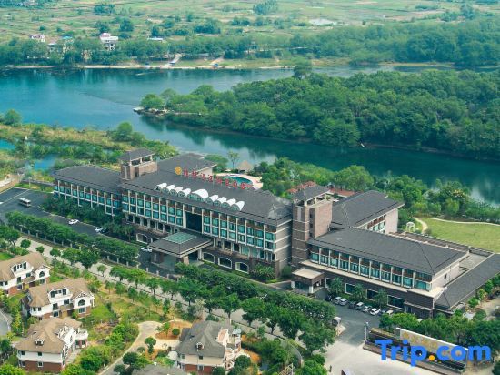 Гуйлинь: Guilin Lijiang Holiday Hotel