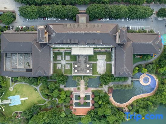 Guilin Lijiang Holiday Hotel — фото 1