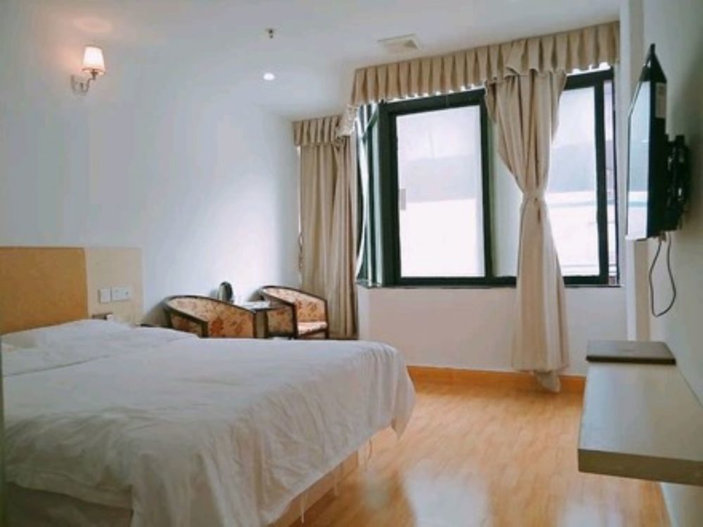 Шэньчжэнь: OYO Qiaojia Business Hotel