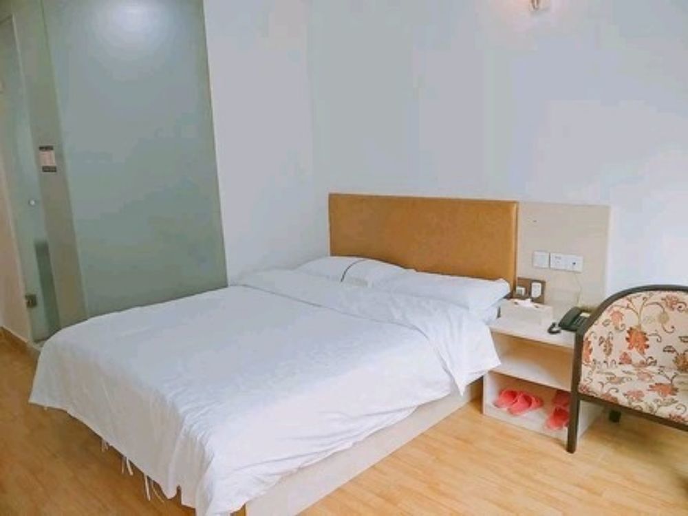Шэньчжэнь: OYO Qiaojia Business Hotel